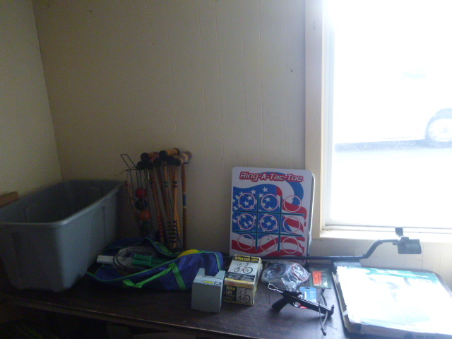 lot 21 image: Outdoor Games