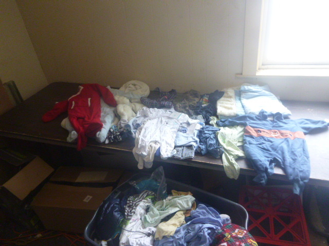 lot 9 image: Large Tote of Baby Clothes