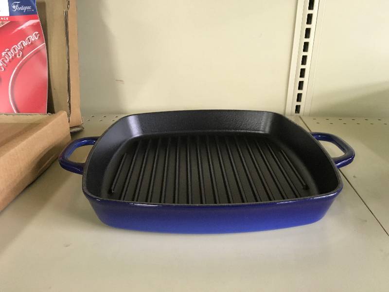 Kirkland Signature Blue Square Grill Fontignac, Retail $79.99