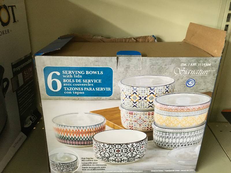 Signature 6 Serving Bowls W Lids, Retail $17.99