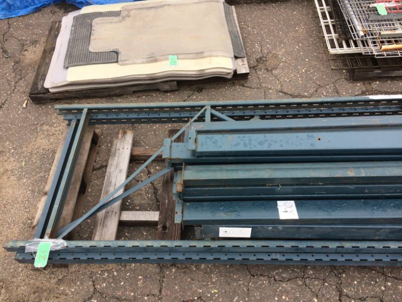 lot 21 image: Sturdi-Bilt Pallet Rack