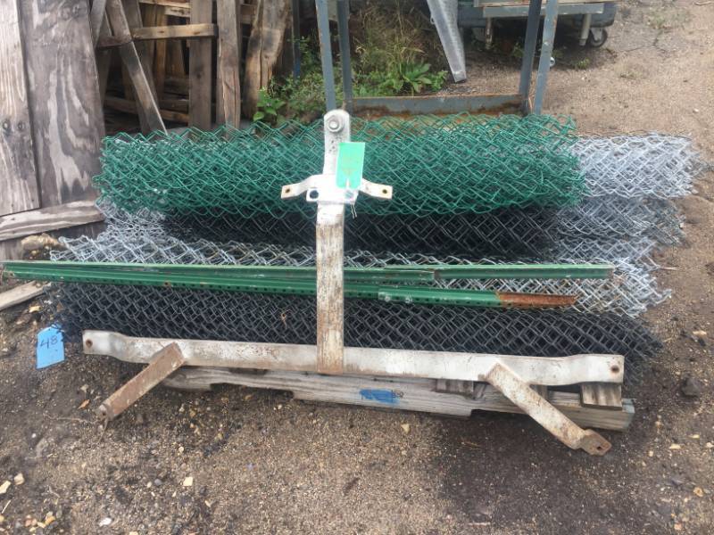 lot 48 image: Wire Fence and shop cart