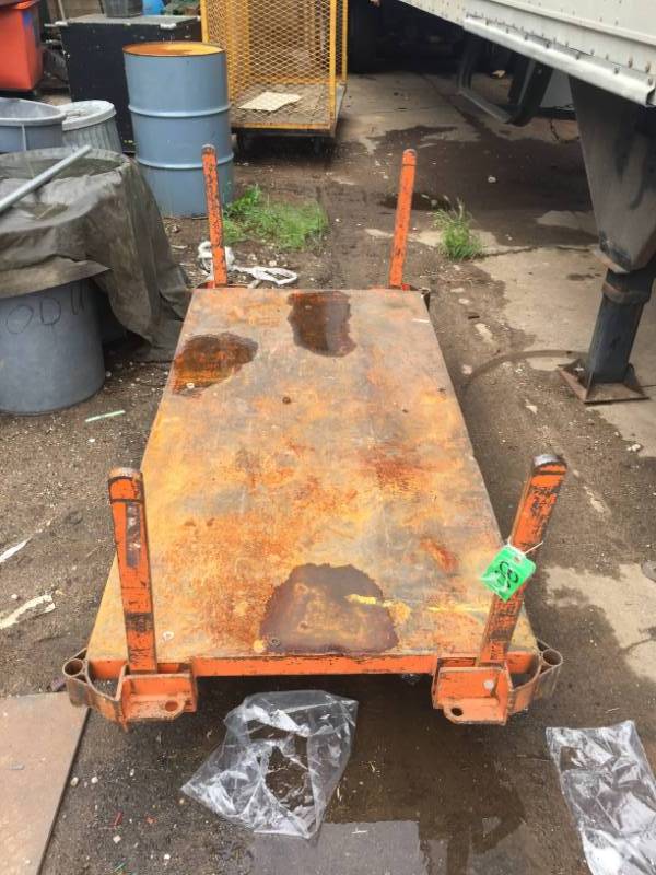 lot 80 image: Large heavy duty Warehouse cart - orange