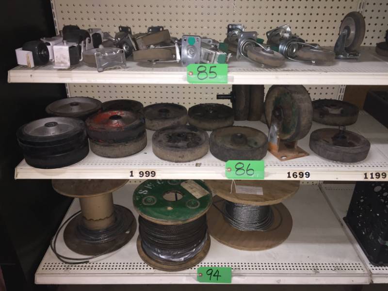 lot 86 image: Various wheels