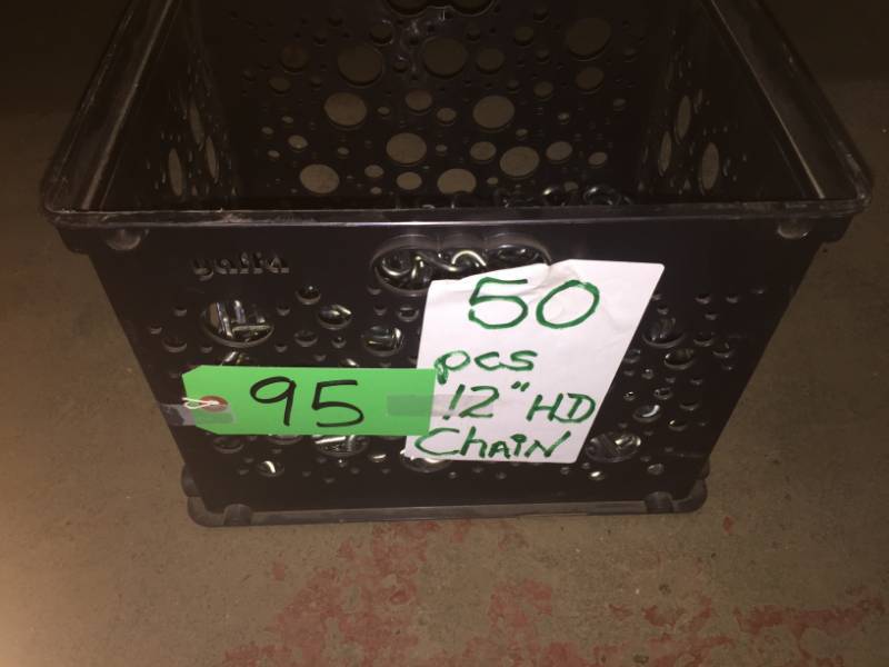 lot 95 image: Crate of heavy duty steel chain