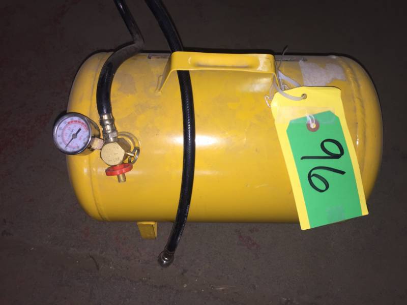 lot 96 image: 5-gallon portable air tank