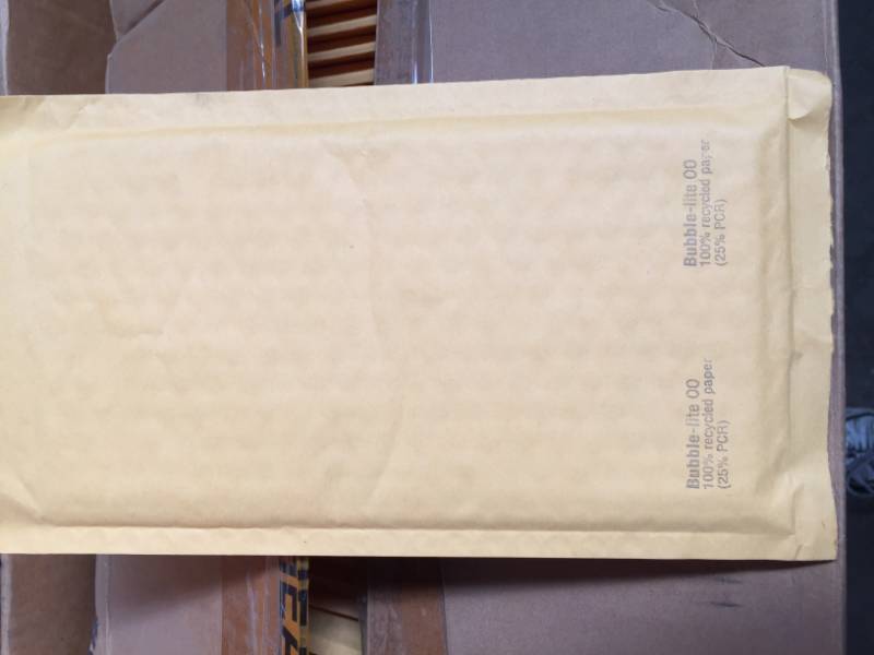 lot 148 image: Bubble lined mailers