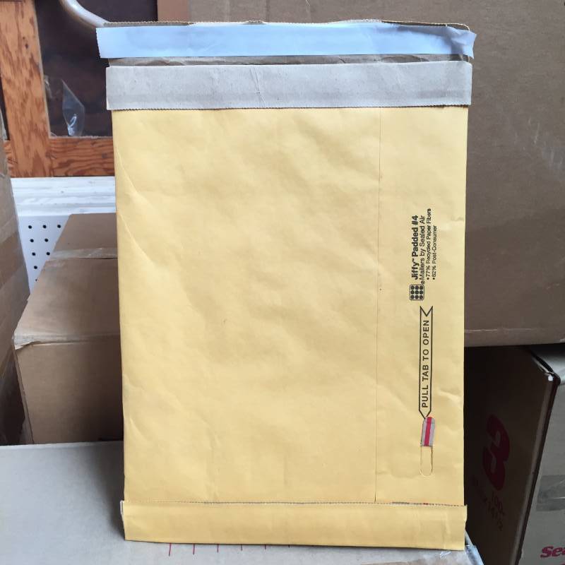 lot 150 image: Jiffy padded mailers #4