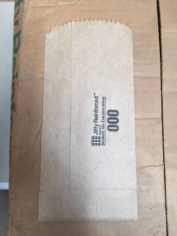 lot 151 image: Jiffy reinforced mailers