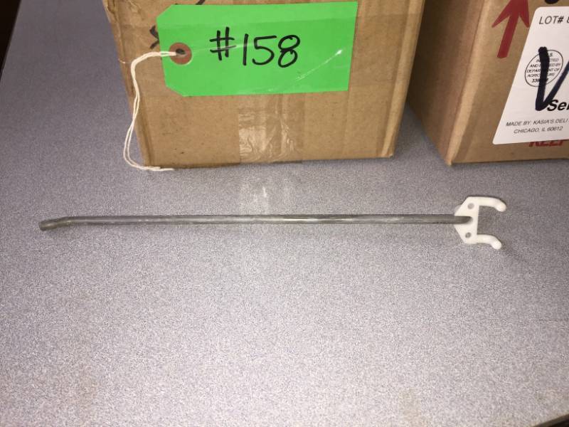 lot 158 image: 2 boxes 10 peghooks