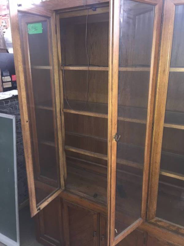 lot 182 image: Two-Piece Hutch
