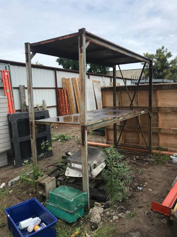 lot 55 image: Large, heavy duty Pallet Rack shelf