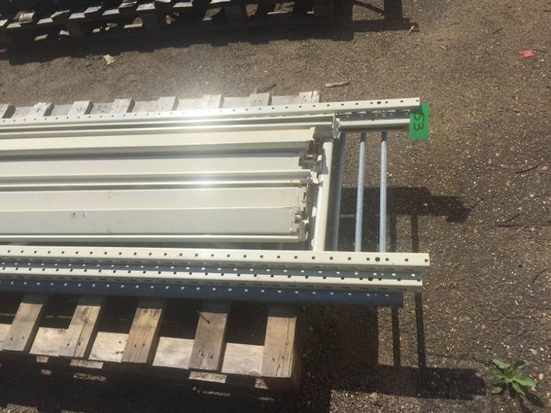 lot 53 image: Madix Bulk Rack