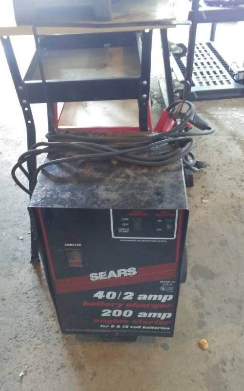 lot 12 image: Sears 6 & 12 Volt Battery Jump Box