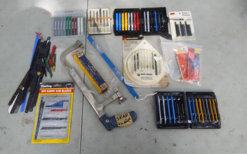 lot 26 image: Large Assortment Of Jig Saw Blades, 1-Hacksaw