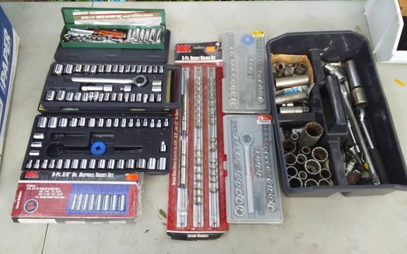 lot 30 image: Lot Of Assorted Sockets, Drivers, Holders & Related