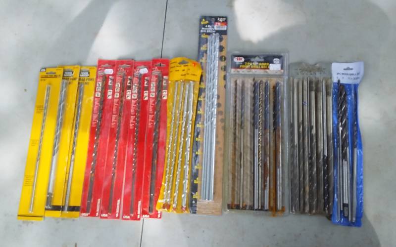 lot 35 image: Assorted (Most New) Masonary & Brad Point Drill Bits (12-15 Inches Long)