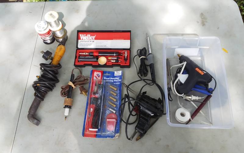 lot 40 image: Weller Cordless Refillable Butane Soldering Tool, Other Soldering & Wood Burning Tools & Solder