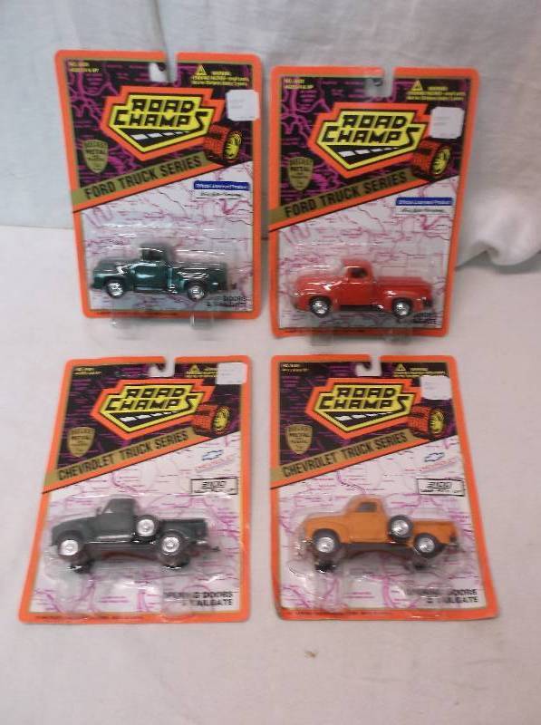 lot 18 image: Collectible