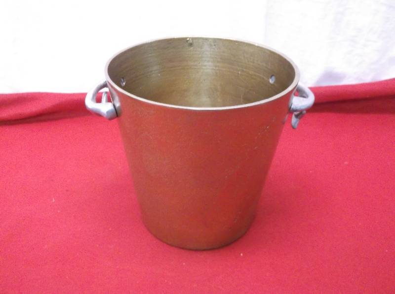 lot 57 image: Brass Bucket