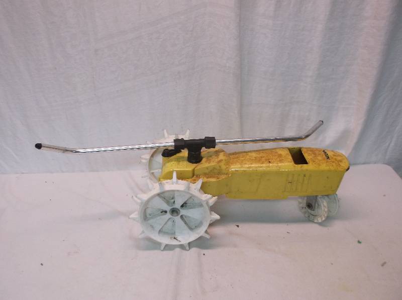 lot 83 image: Lawn Sprinkler