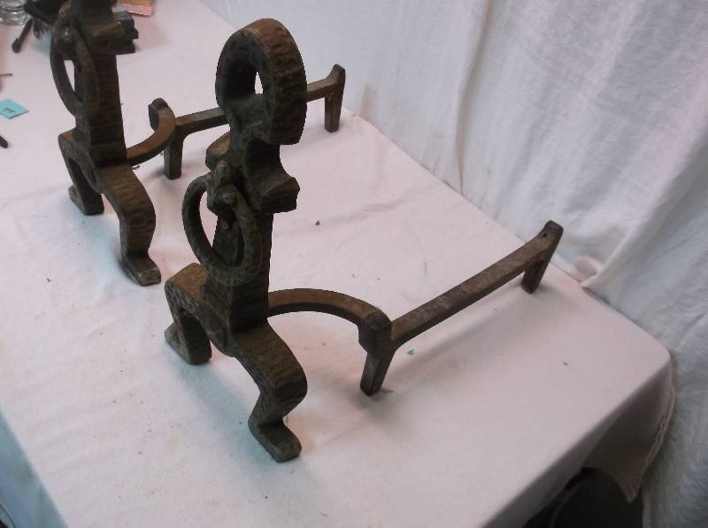 lot 89 image: Log Holder