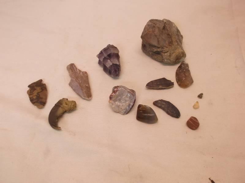 lot 124 image: Collectible