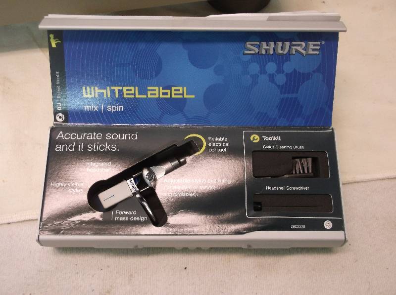 lot 132 image: Pioneer