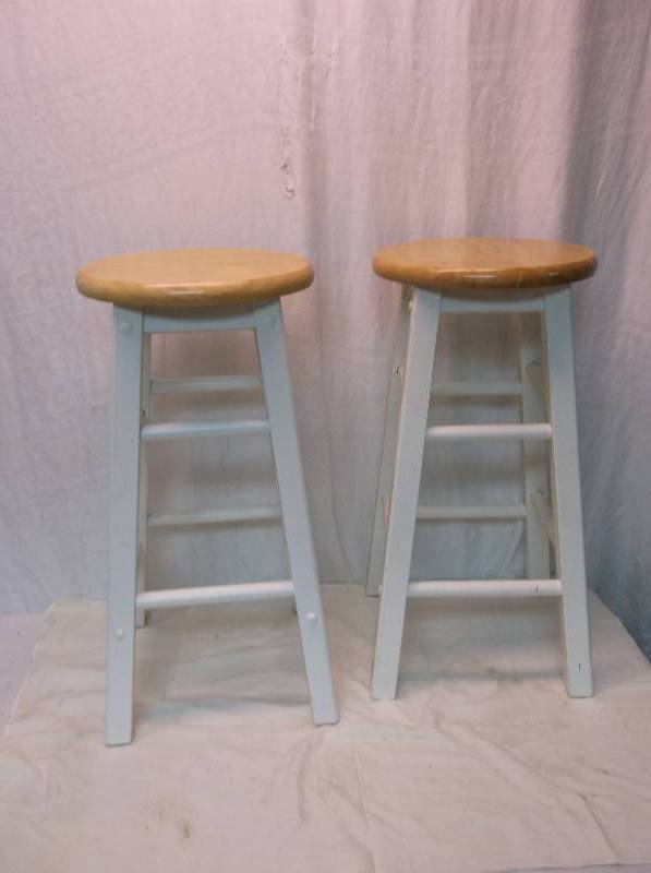 lot 140 image: Stools