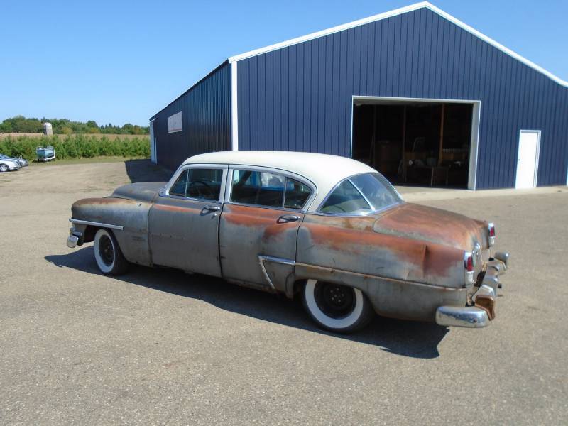 lot 1 image: 1953 Chrysler Deluxe