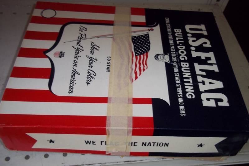 lot 22 image: 5 x 8 American Flag