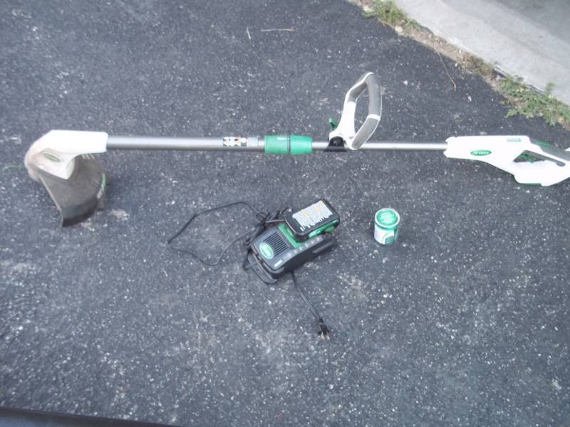 lot 55 image: Batter Powered String Trimmer