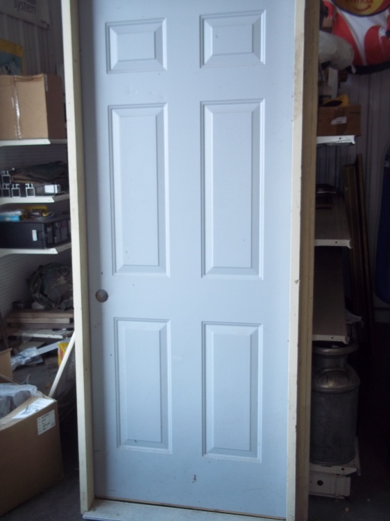 lot 62 image: 32 Exterior Door