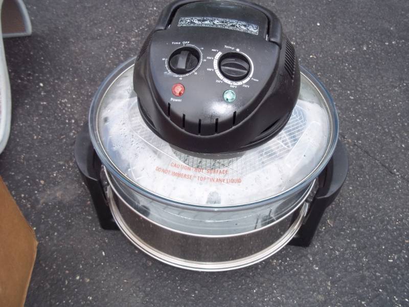 lot 110 image: Food Cooker