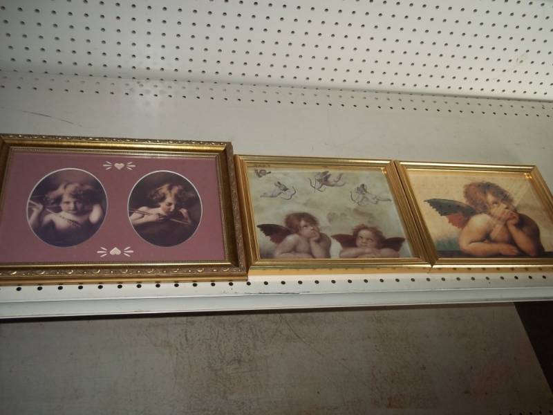 lot 104 image: 3 Vintage Framed Prints