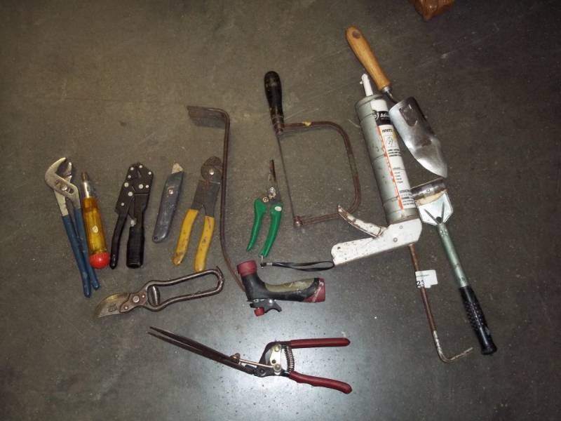 lot 123 image: Lot of Assorted Tools