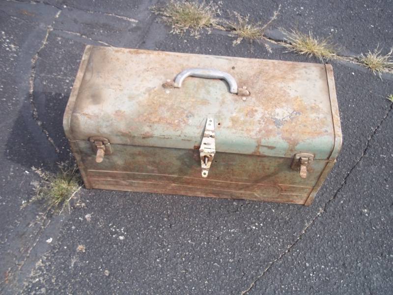 lot 141 image: Tool Box with Tools