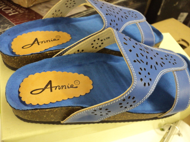Annie shoes size 8.5...