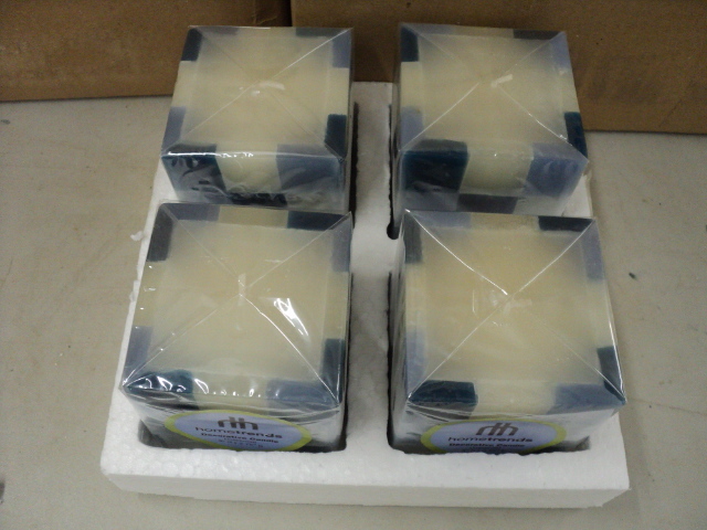 2 cases of Hometrends candles - 24 ...