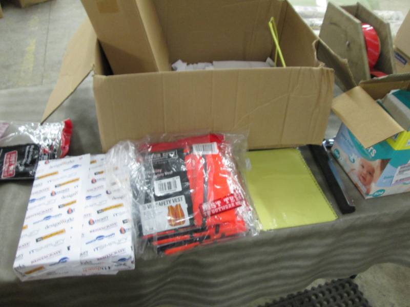 lot 31 image: 7 Packs of Pampers Wipes, 10 High V...