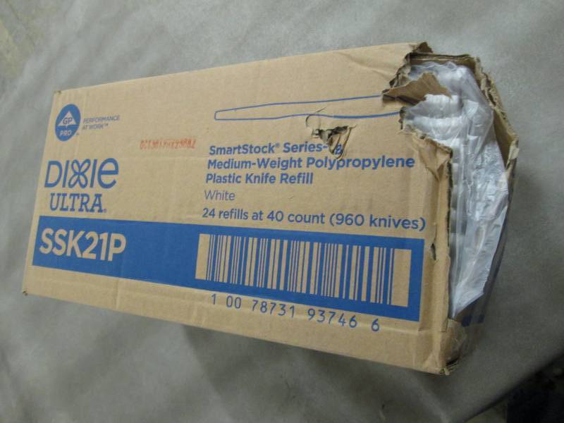 lot 32 image: Dixie SSK21P SmartStock Plastic Cut...
