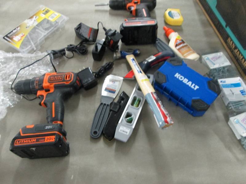lot 70 image: Tool Set including 2 - 20V Black & ...