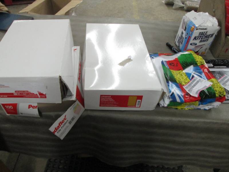 lot 73 image: Clasp Envelopes 9x12, 10x15, File F...