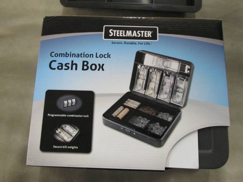 lot 76 image: Steelmaster12 Inch Security Box wit...