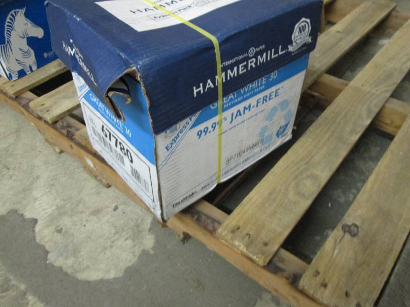 lot 111 image: Hammermill 67780 Great White Recycl...