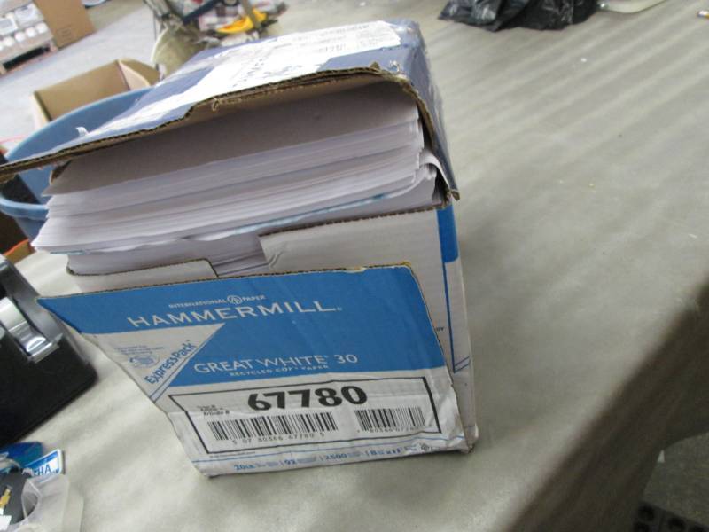 lot 113 image: Hammermill 67780 Great White Recycl...