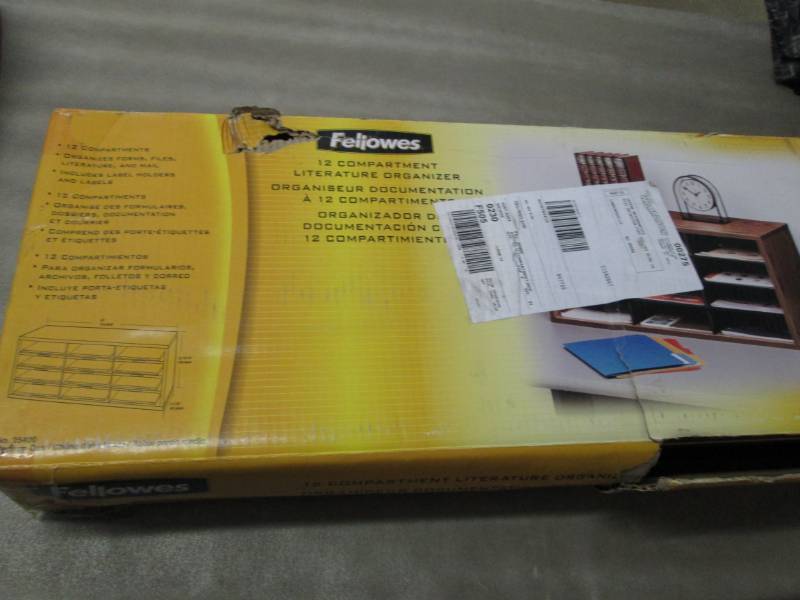 lot 127 image: Fellowes 25400 12-Section Compartme...