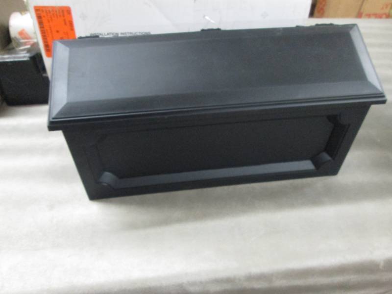 lot 174 image: Gibraltar Mailboxes Windsor Black W...