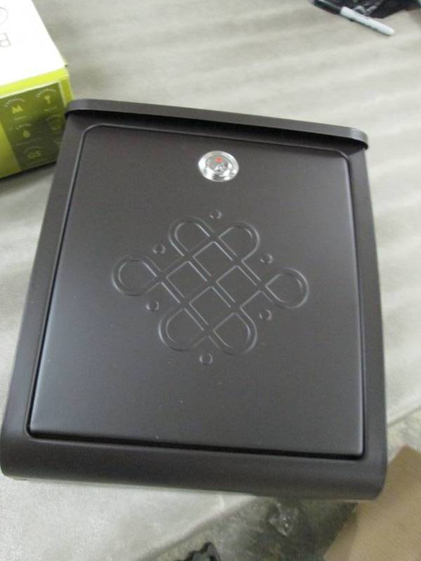 lot 178 image: Architectural Mailboxes Bordeaux Oi...