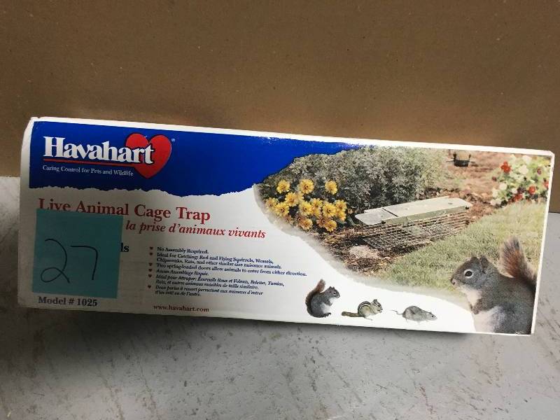 lot 27 image: Havahart 18 inch by 5 inch by 5 inch live animal cage trap in Workin Conditions